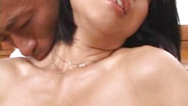 สนุกสนานกันอย่างเป็นบ้าเป็นหลังกับ คลิป วีดีโอ โป้ Crystal Rayne และ Trina Michaels